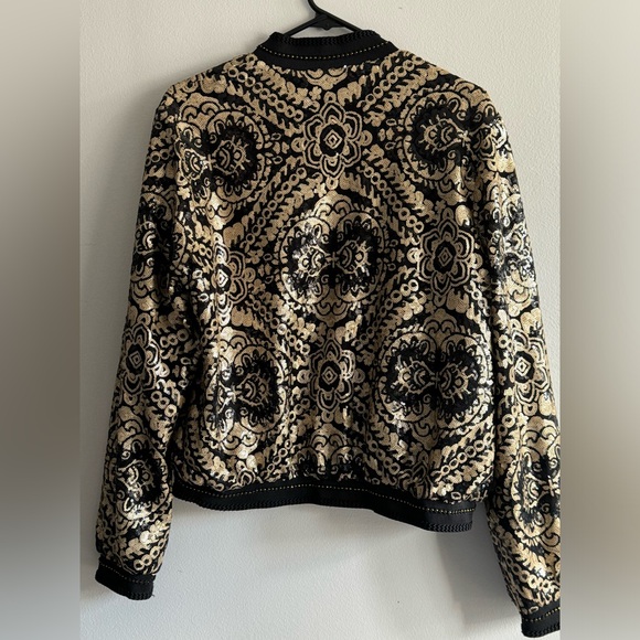 Sequin gold and black bomber jacket. Size 12. Zipper works great. - Picture 3 of 8